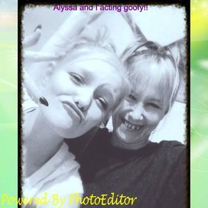 Meet your Posher, Carla